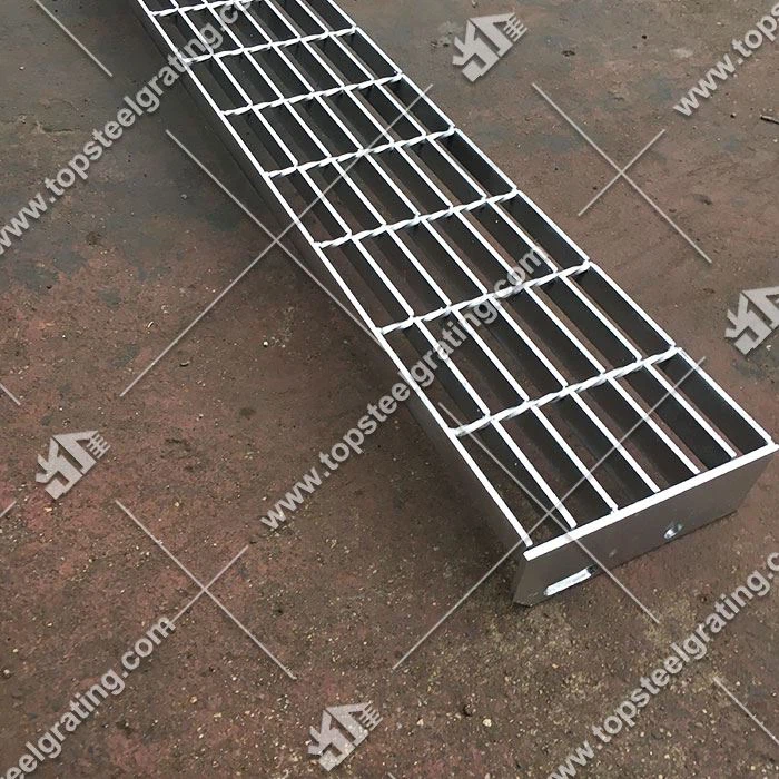 Metal Non Skid Stair Treads